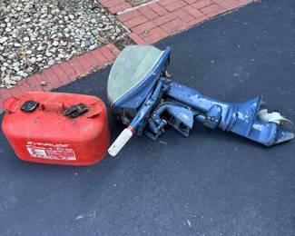 Vintage Evinrude boat motor 6.6 HP