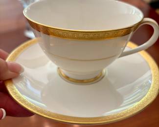 Royal Doulton "Royal Gold" cup and saucer details