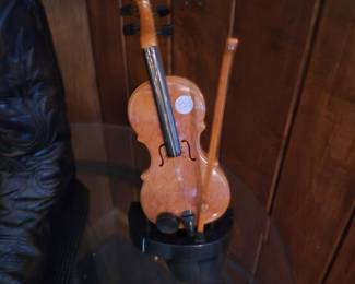 small violin tabletop decor