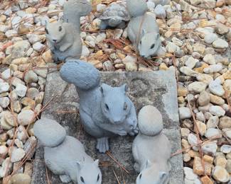 squirrel yard art