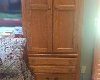 Tower cabinet with shelving and drawers works perfectly 
50.00 each have 2
Need you own help and tools to move and load