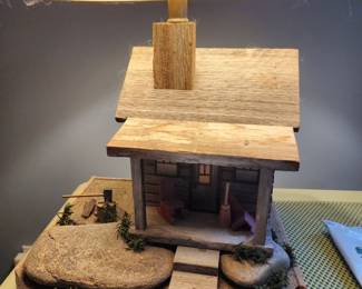 Black Forest Cozy Cabin Lamp