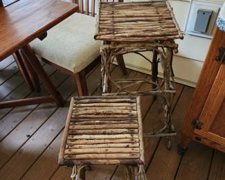 2 Twig Stands
