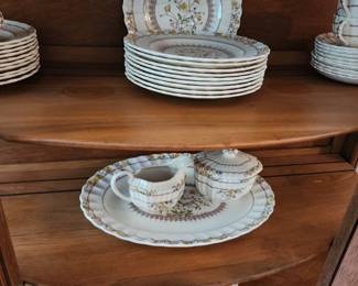 Complete Set of Copeland Spode "Buttercup" Dishes, Service for 8 plus Extras