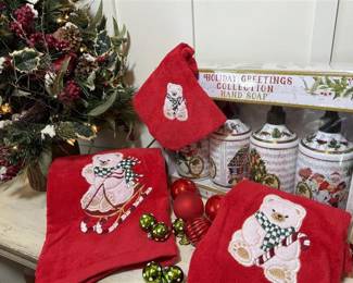 163 - Holiday Bathroom Decor Starter Kit
