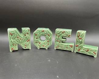 215 - Lipper & Mann NOEL Ceramic 4Pc VTG Candel Holder