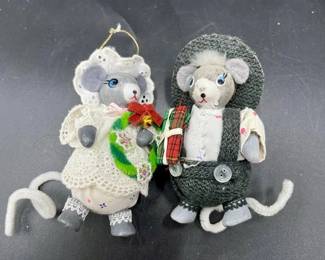 222 - His and Hers VTG Wedding Mice Ornaments- 2