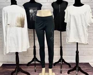 200 - Large High End Venor Brand New Clothes*