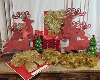 104 - More Glitter and Bows!
