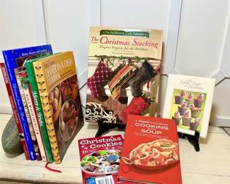 174 - Holiday Hobby Books- Cooking, Crafting, Collecting