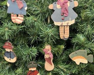 182 - FARMHOUSE CHRISTMAS Wooden Ornament Lot of 6