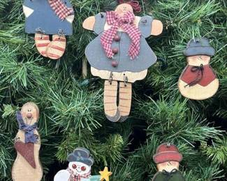 241 - Farmhouse Christmas Wooden Ornaments- LOT OF 6