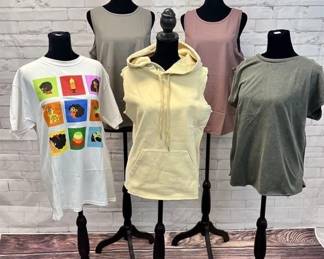 266 - Medium New Venor Clothes & Graphic Tee*