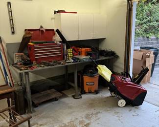Garage - Tools Chest, Snowblower