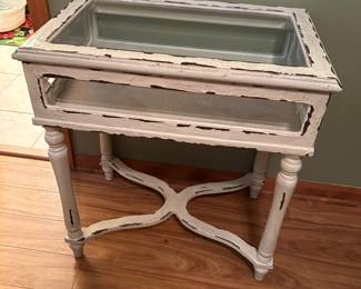 DISPLAY TABLE