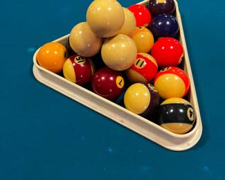 #75	Gandy Pool Table w/10 pool Cues and Cover - 91x46 Playing area - You Move (slate) Heavy	 $400.00 			
