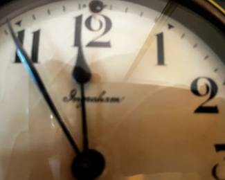 #23	Antique Brass Feet w/marble top w/columns - Ingraham Brand Mantle Clock w/key - 16x6x11	 $175.00 			

