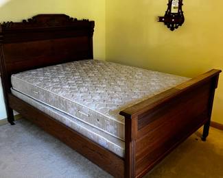 #36	Antique Full Size Wood Bed w/Carving inlays on Headboard w/mattress/Boxsprings	 $175.00 			
