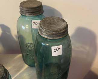 #89	Set of 2 Ball Jars w/zinc Tops - (one 2 and one 7)	 $40.00 			
