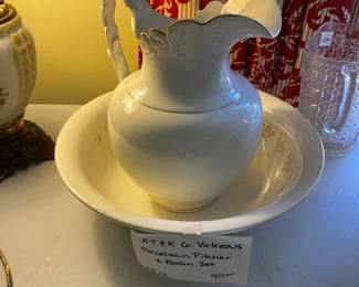 #40	KT & K Co. Virtreous Porcelain Pitcher and Basin Set  (gold painting coming off)	 $40.00 			
