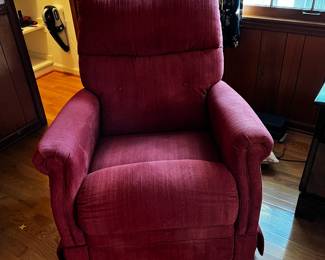 #8	Lazy Boy Rocke Recliner w/continuous Seat	 $75.00 			
#9	Lazy Boy Rocke Recliner w/continuous Seat	 $75.00 			
