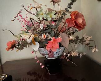 #28	Asian Bowl on a Wood Stand w/floral arrangement	 $30.00 			

