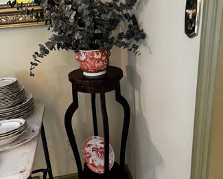 #19	Wood Fern Stand w/Shelf on Bottom and Carved Legs - 36" Tall	 $100.00 			
#20	Porcelain Vase w/orange Flower Design - Huntsville Design Gallery - Made in Hong Kong - 5x7	 $20.00 			
