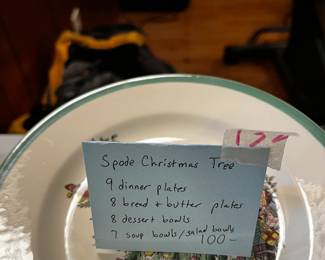 #132	Spode Christmas Tree China - 32 pieces  Mixed Set	 $100.00 			
