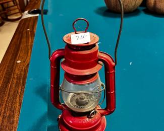 #82	Dietz Red Lantern 	 $25.00 			
