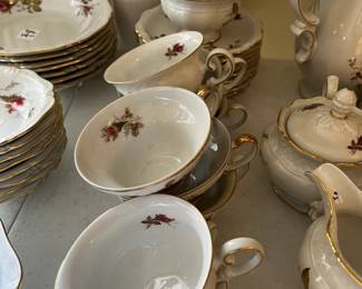 #120	Ucago China old Rose - 21 Pc 	 $42.00 			
