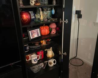 TV/ Entertainment -with glass curio cabinets