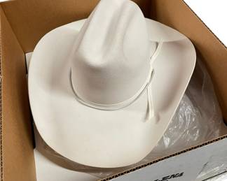 Catalina White Cowboy Hat Size 6 78 