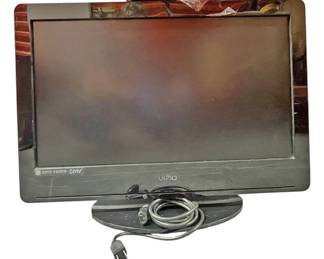 Vizio TV with Remote 19 