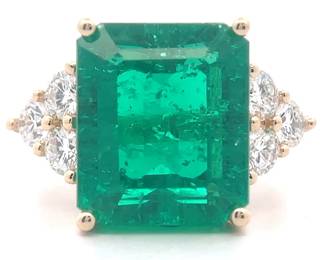 12.76 Carat Emerald & Cluster Diamond Ring in 14k Yellow Gold