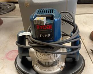 Ryobi router