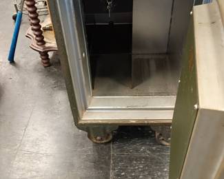 Marquette floor safe