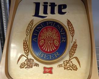 vintage miller lite beer advertisement working