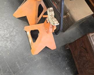 jackstands