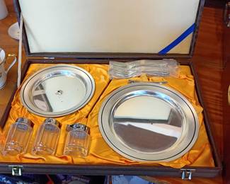 Pickle set