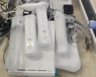 Nintendo Wii and games etc