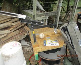 Small Clay pigeon puller