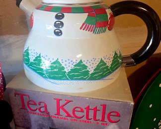 Snowman tea kettle - new with box