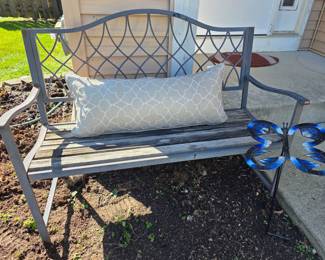 Metal/wood bench 46"w x 36"t
Metal butterfly