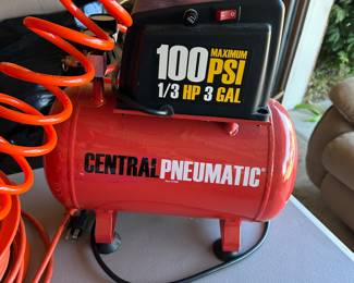 Central pneumatic 100 psi air compressor 