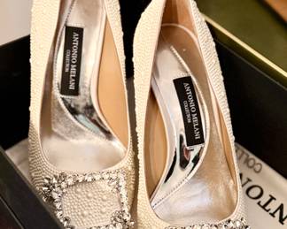 Antonio Melani Studded crystal ornament satin pumps 