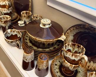 Vintage Canonsburg Potter Set 