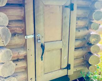 1 of 2 log cabin deer blinds / play houses with shingled roofs