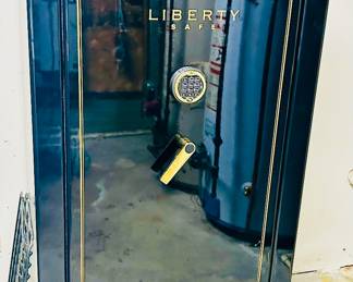 Gun safe  