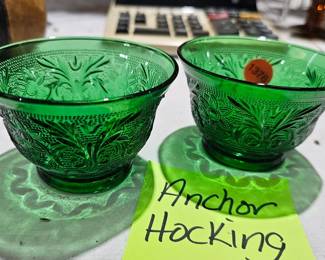 ANCHOR HOCKING GREEN GLASS