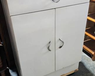 VINTAGE CABINET